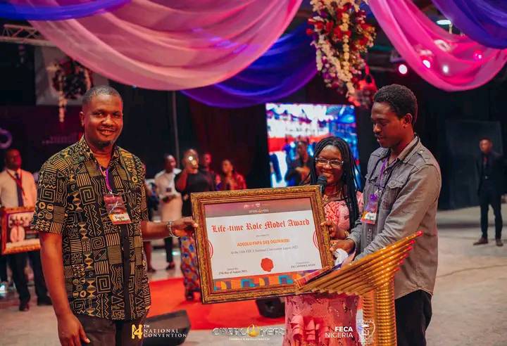 Papa Deolu awarded as an ever loyal FECAite in Overcomers Convention