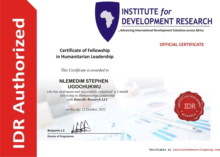 Nlemedim Stephen receives award of leadership by IDR